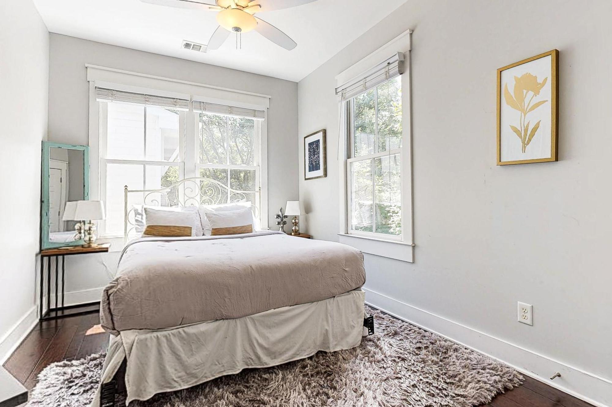 Savannah Price Place Экстерьер фото